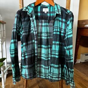 American Eagle Plaid Lightweight Button up, XL